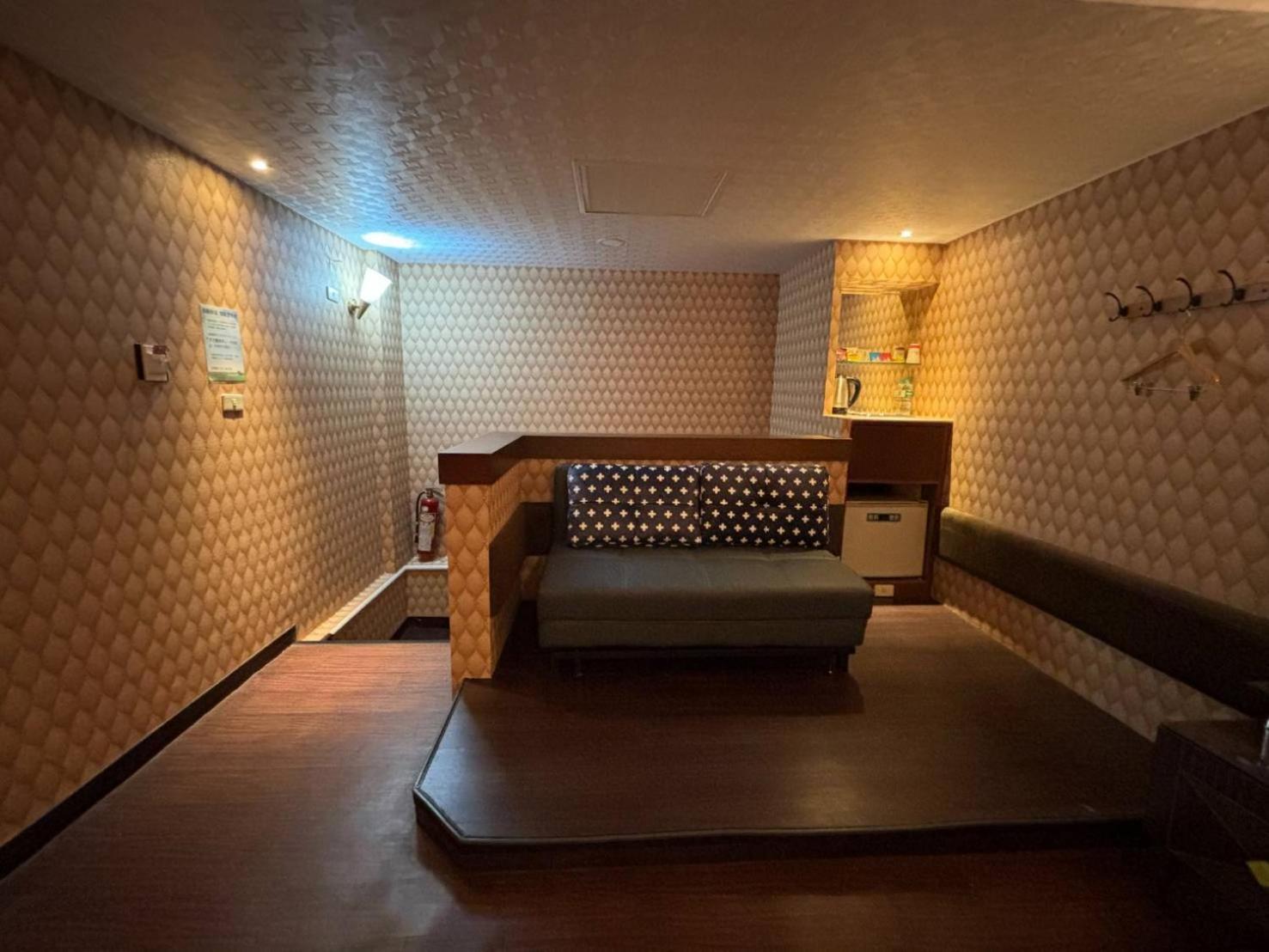 Hua Xiang Motel - Da Chang 카오슝 외부 사진