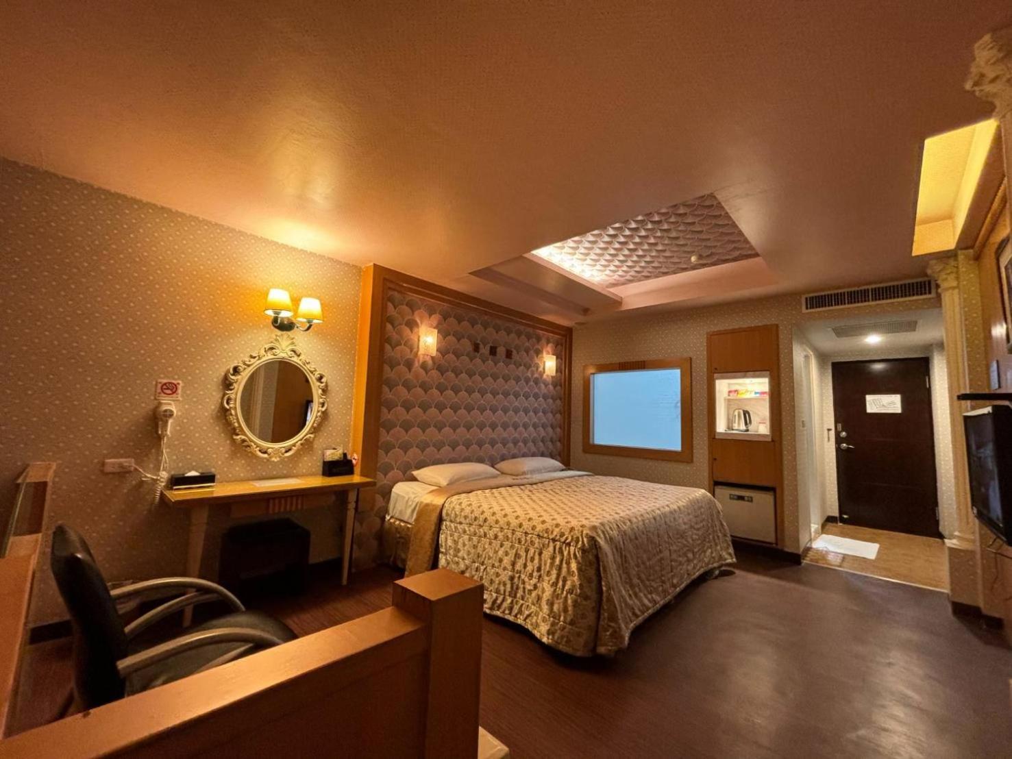 Hua Xiang Motel - Da Chang 카오슝 외부 사진