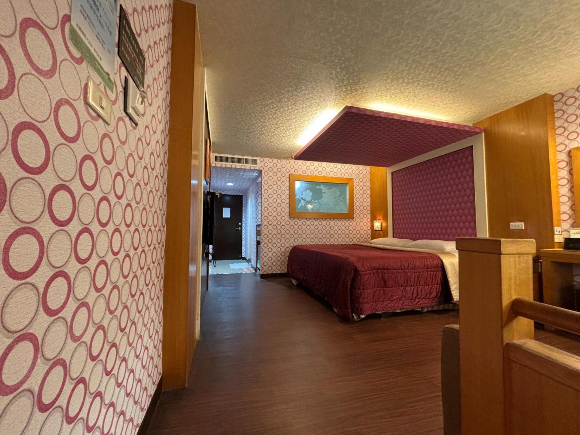 Hua Xiang Motel - Da Chang 카오슝 외부 사진