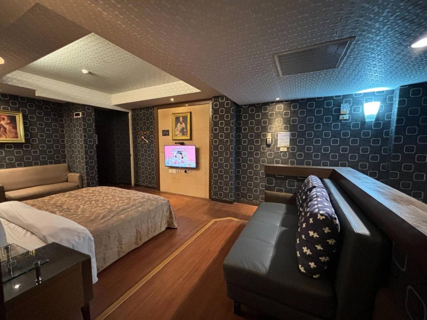 Hua Xiang Motel - Da Chang 카오슝 외부 사진